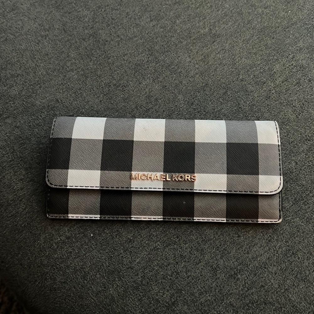 Michael Kors wallet